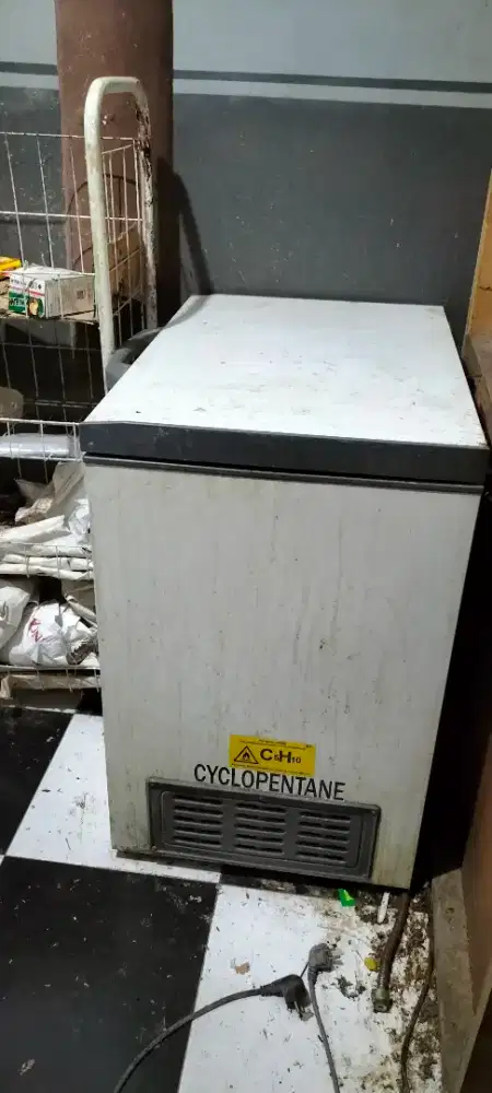 Frizer bekas UK besar