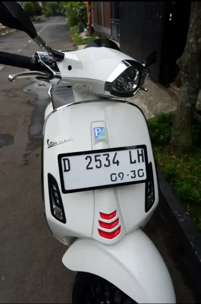 Vespa Sprint 2023 Terawat Mulus