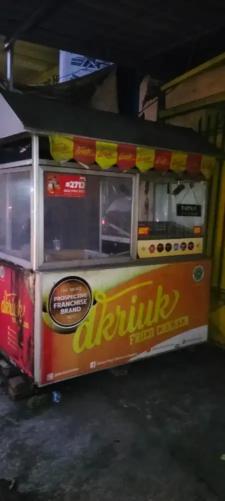 Gerobak jualan bekas