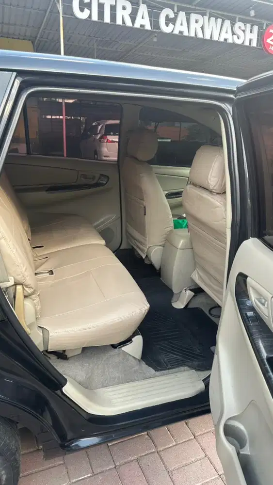 Toyota Kijang Innova 2014 Diesel