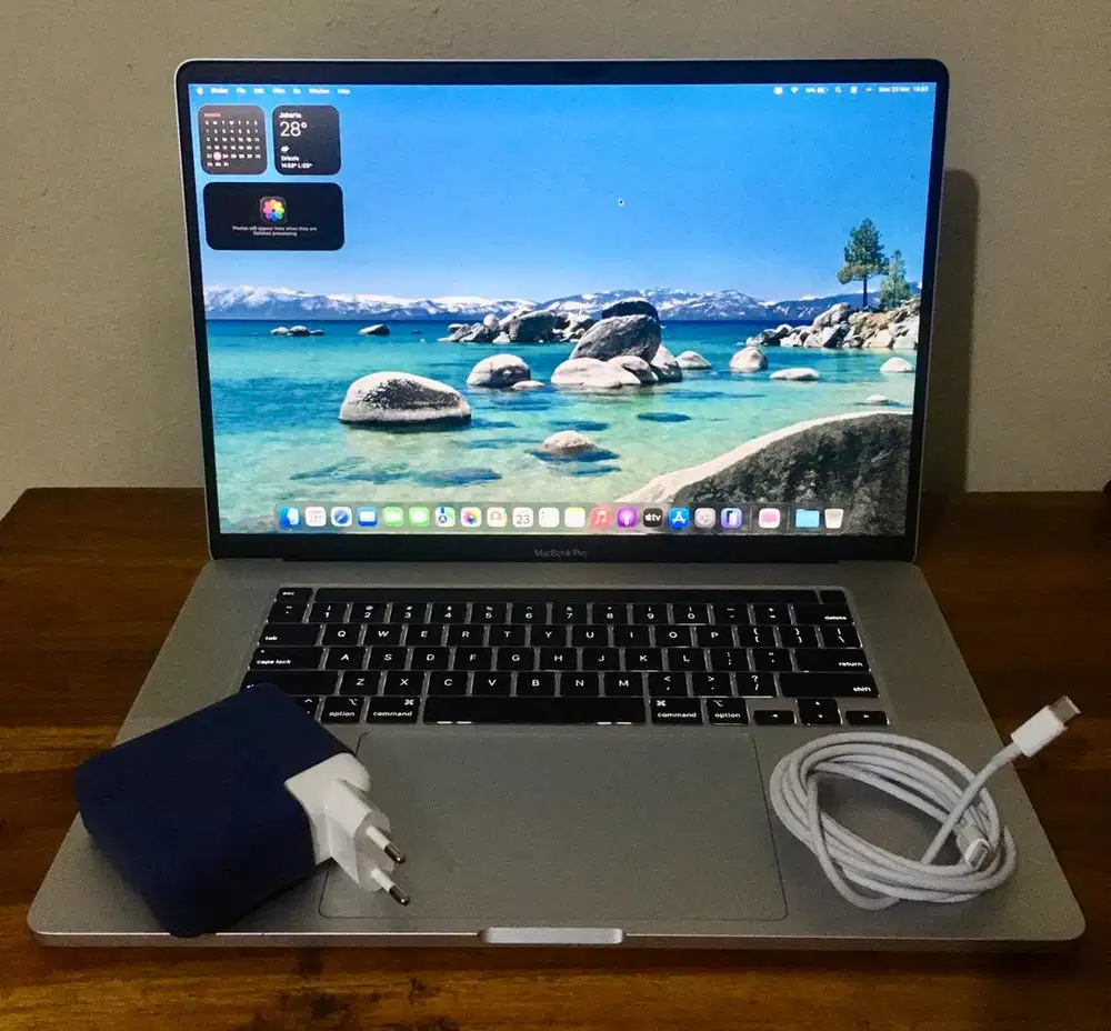 Macbook Pro Retina 15 inch 2020 Touchbar 16/512