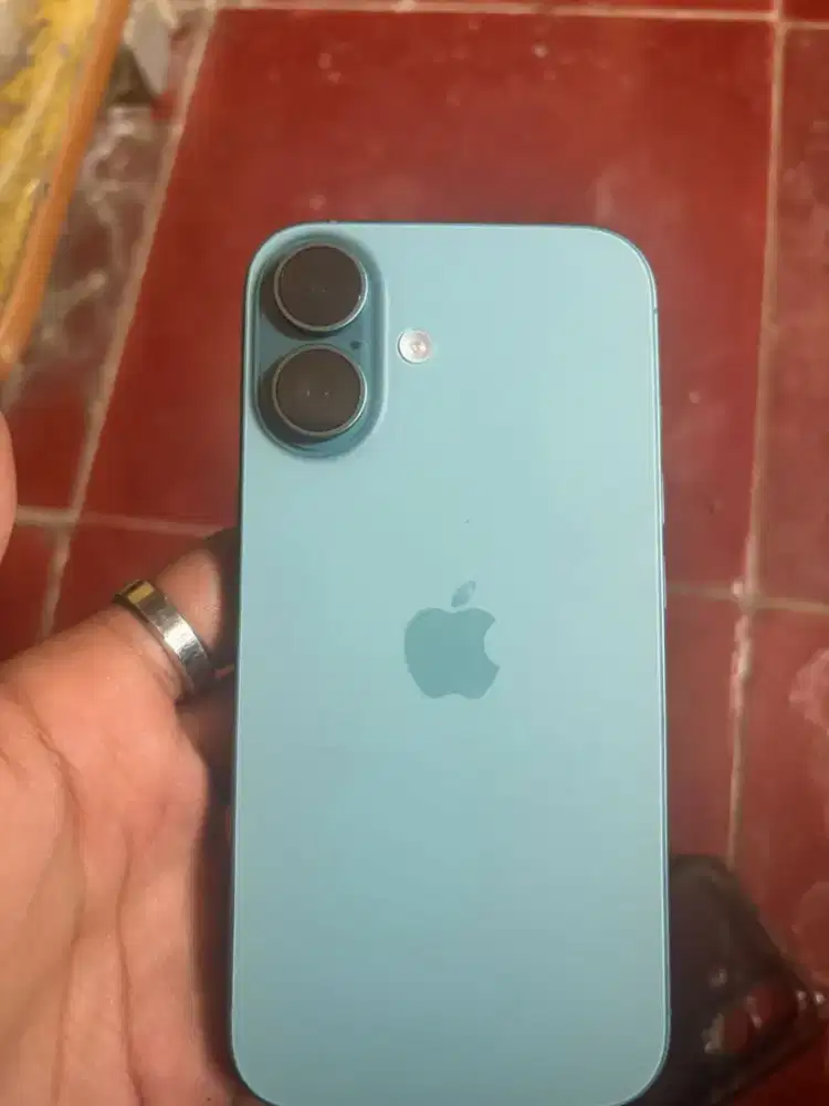 iPhone 16 128 inter