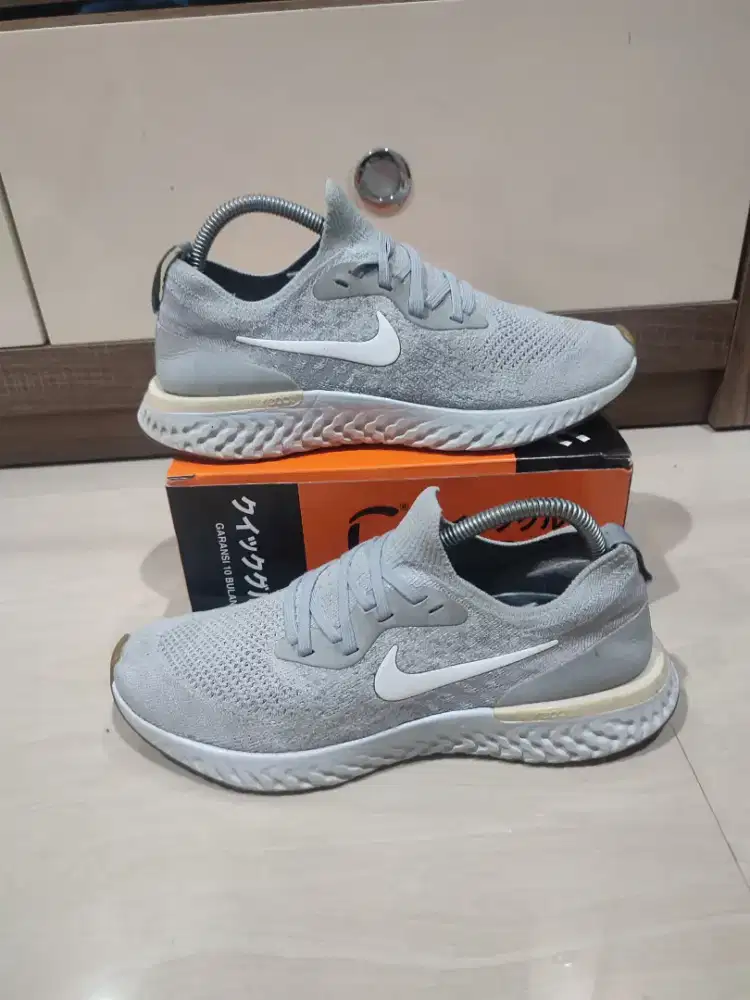 Sepatu Nike epic react preloved size 42.5
