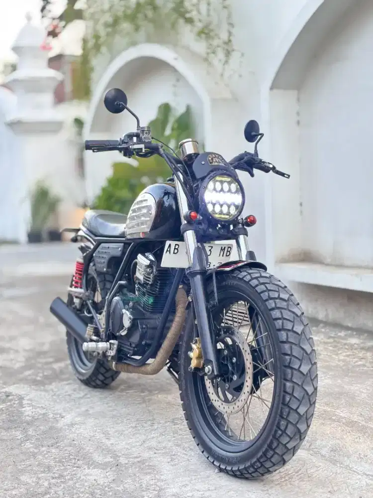 Custom Scrambler Yamaha Scorpio 225cc 2007