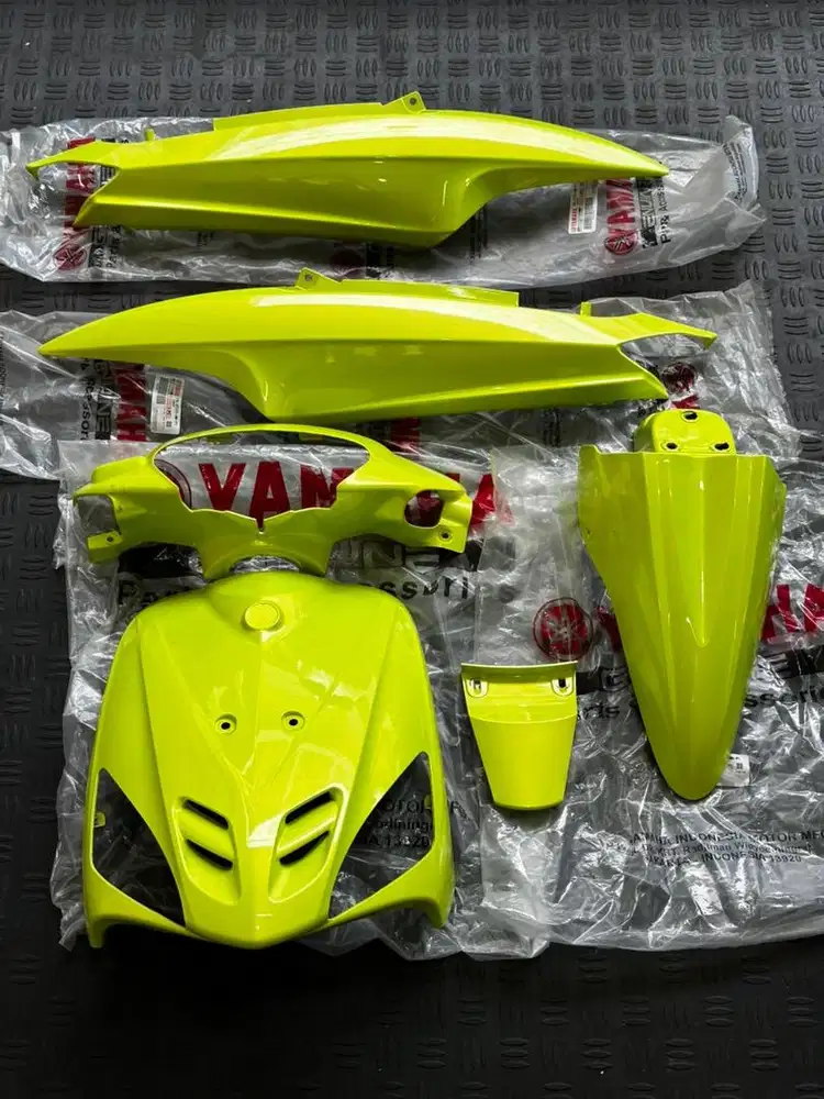 BODY SET MIO SPORTY 5TL ORIGINAL LIME YELLOW