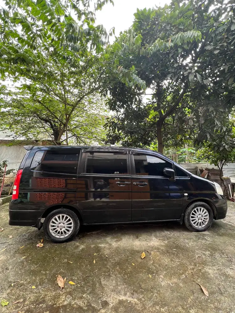 Nissan Serena 2008 Bensin