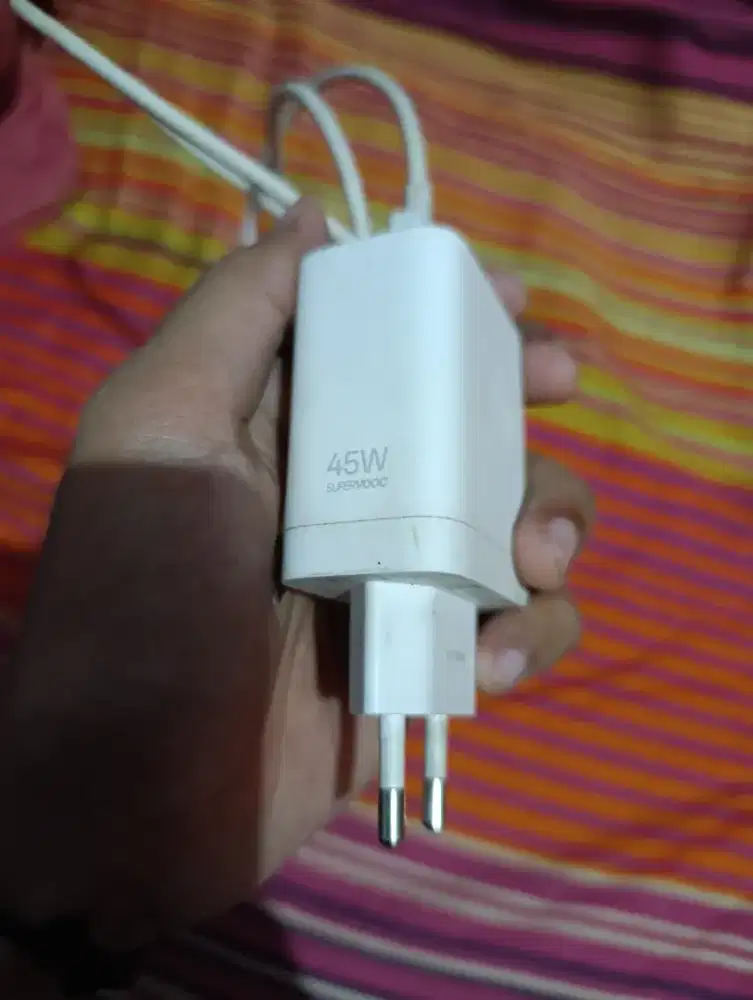 Charger realme 45 watt