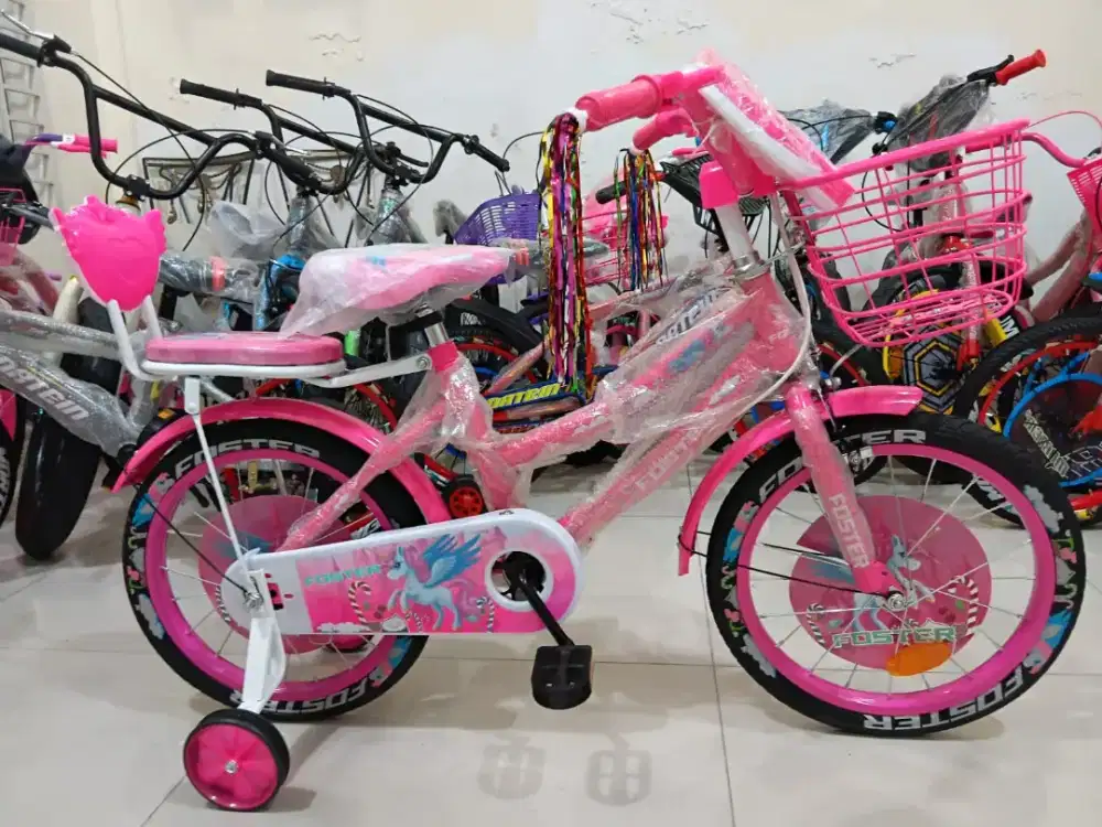 Sepeda anak cewek 16inci (tebeng ada musik n lampu)