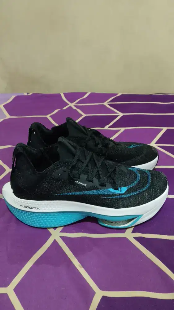 Nike Bom X masih Baru,