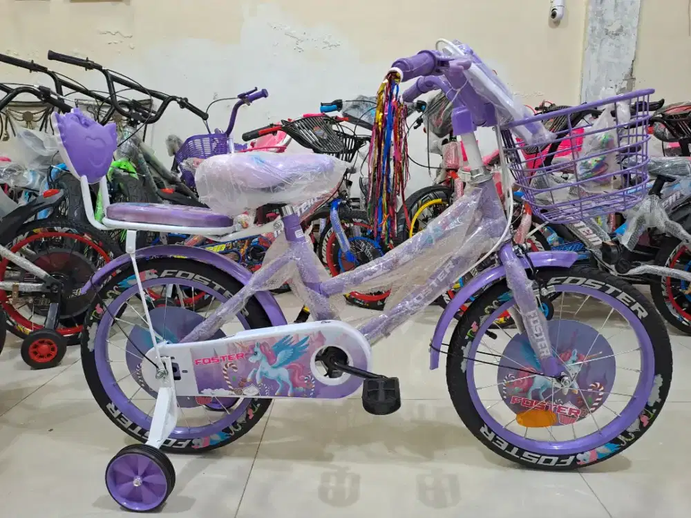 Sepeda anak cewek 16inci (tebeng ada musik n lampu)