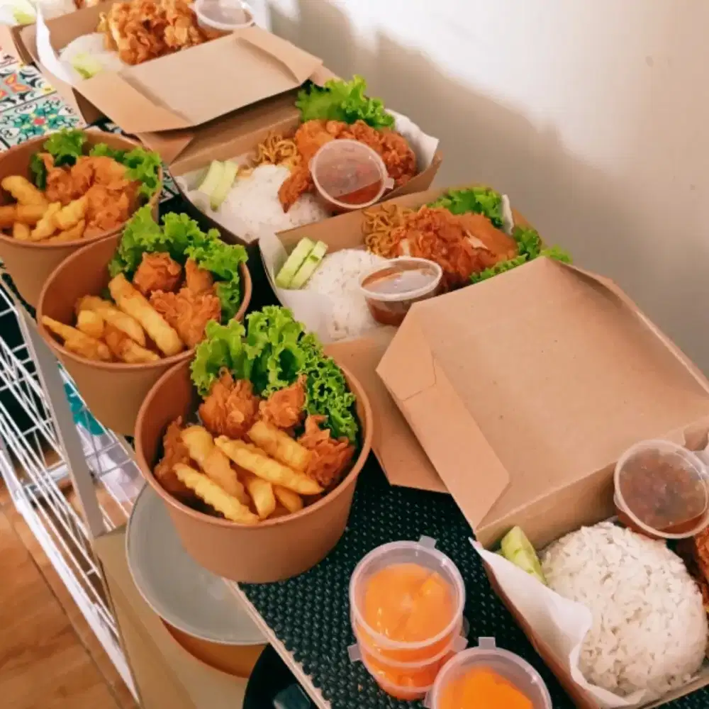 Karyawan ayam crispy