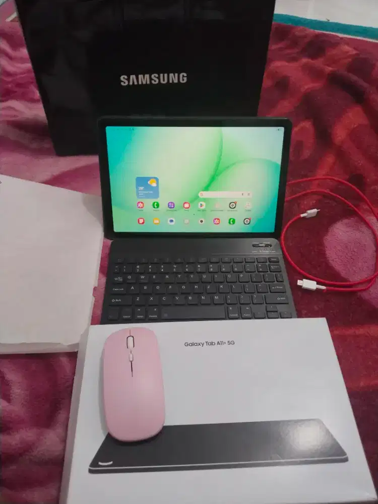 Di jual butuh Dana samasung galaxy a11+5g mulus lengkap ori