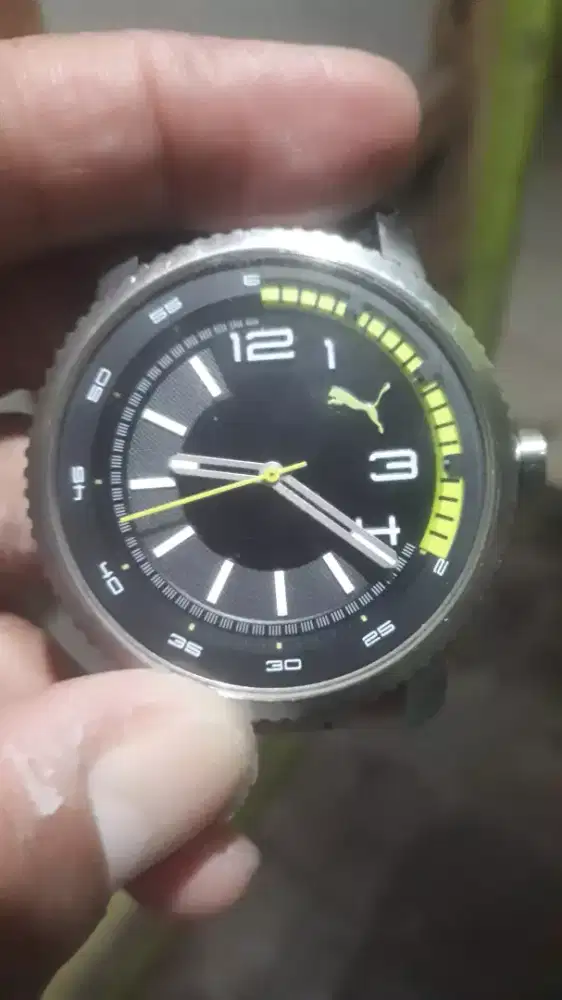 Mahar jam original kondisi masi nyala