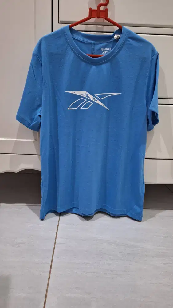 Kaos REEBOK - REE WOR Supremium Tee Original Blue