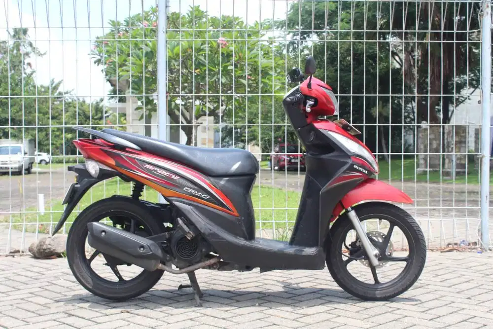 Honda Spacy Fi 2012 Majestic Red