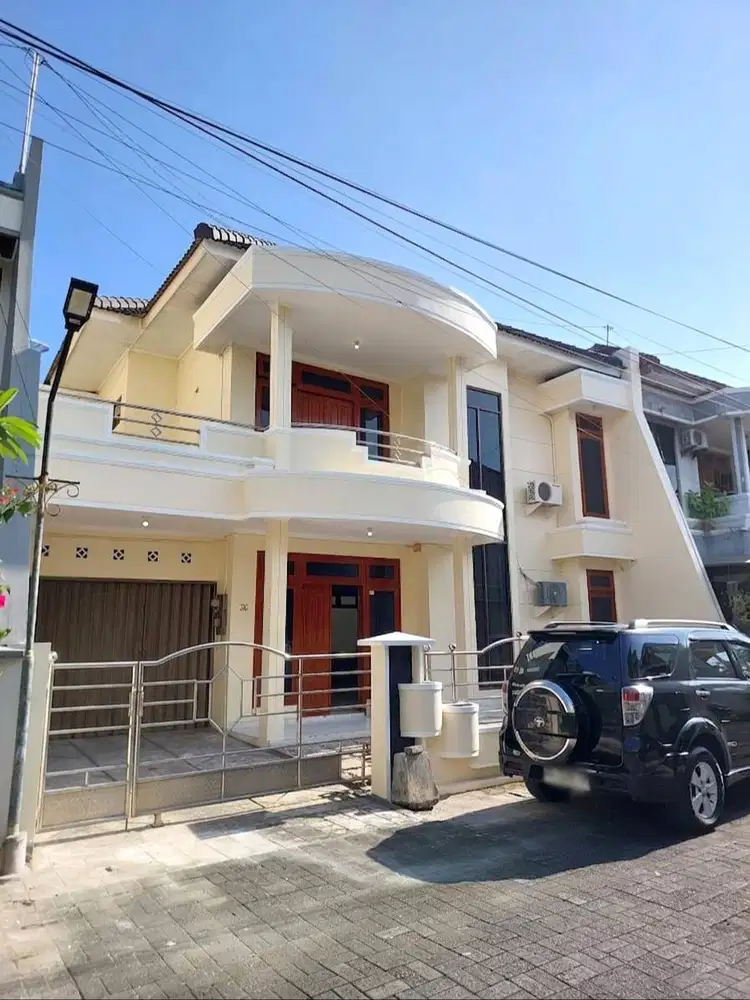 Rumah Mewah di Nandan Griya Idaman dekat Kampus UGM