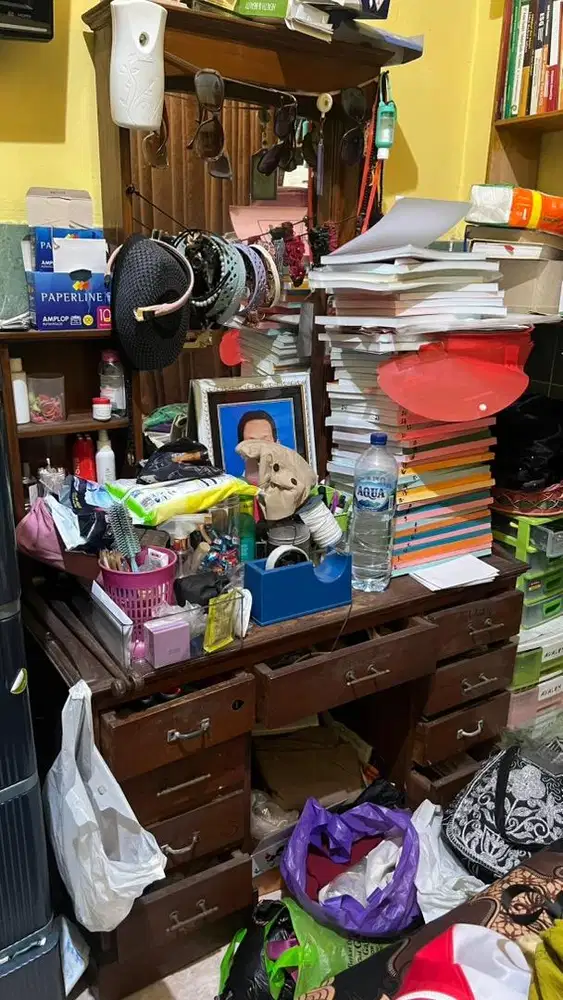 Meja rias jadul kayu jati ada kaca ada 9 slorokan anti rayap