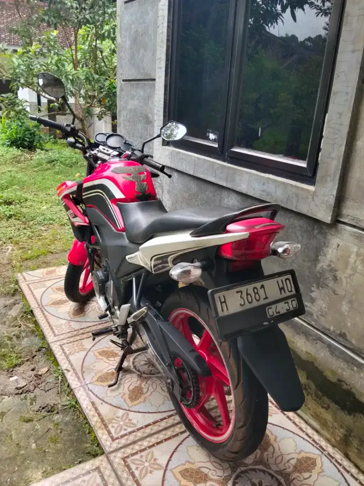 Jual motor CB 150 R