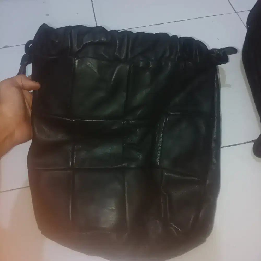 Tas kulit sapi slempang