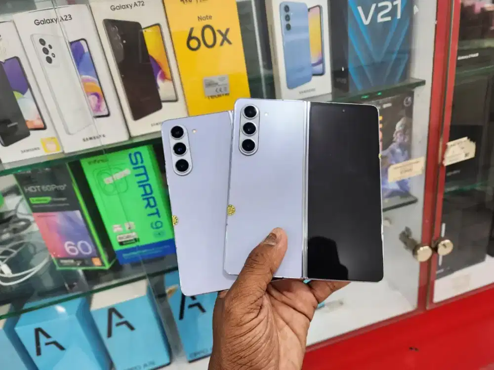 Samaung Z fold 5 12/256 like new full ori acc frees