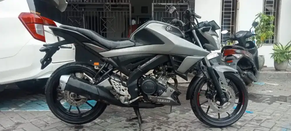 Dijual Vixion R