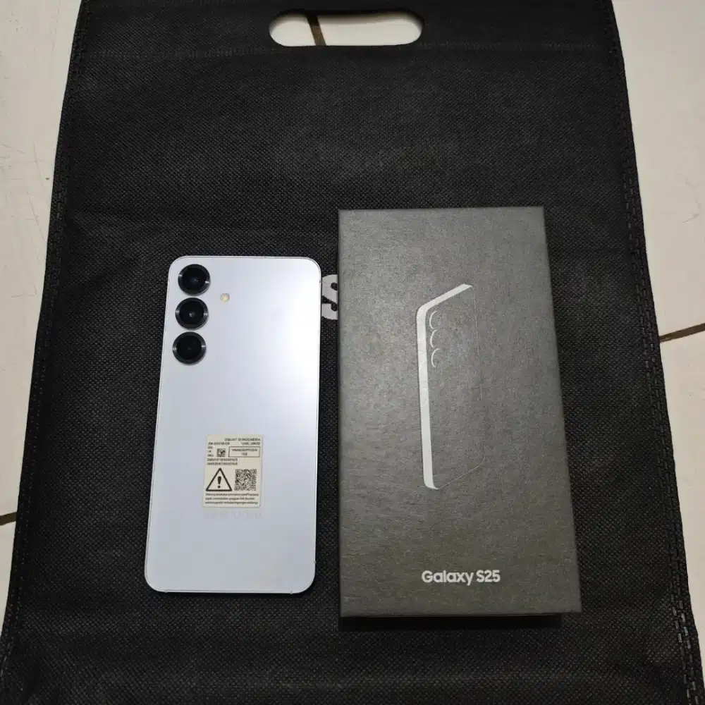 Samsung S25 12/256GB iceblue lengkap mulus