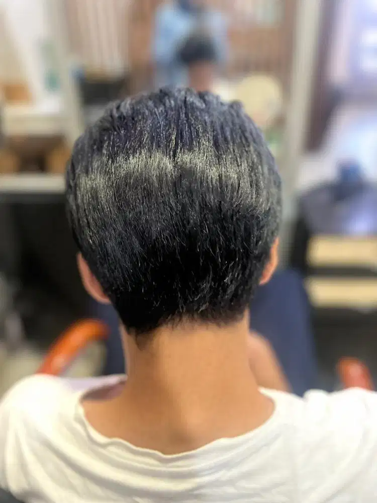 Salon membutuhkan stylish/terapyst/capster berpengalaman