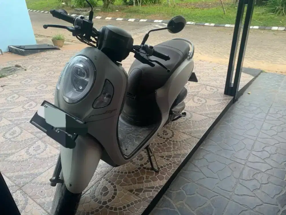 Rental sepeda motor harian, mingguan, & bulanan