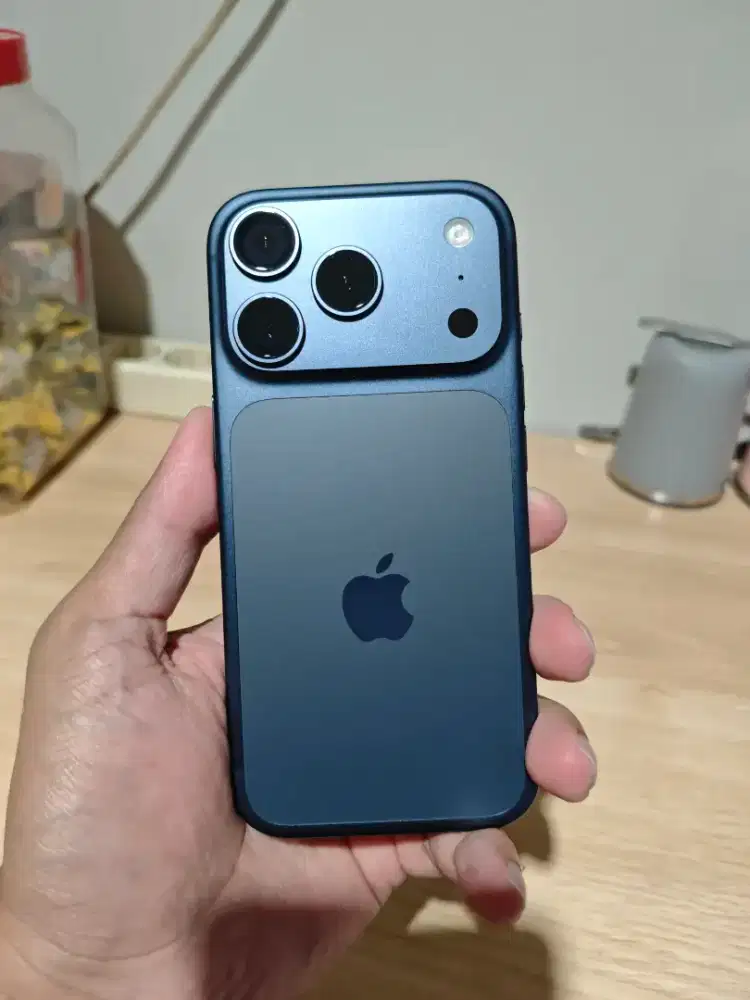 Dijual Iphone 17 Pro 256GB second