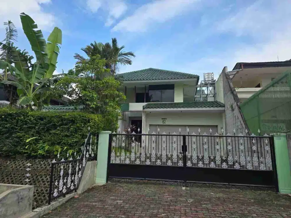 Dijual Rumah 2 lantai di Perum Villa Duta, Jl. Tunjung Biru, Baranangsiang, Bogor.