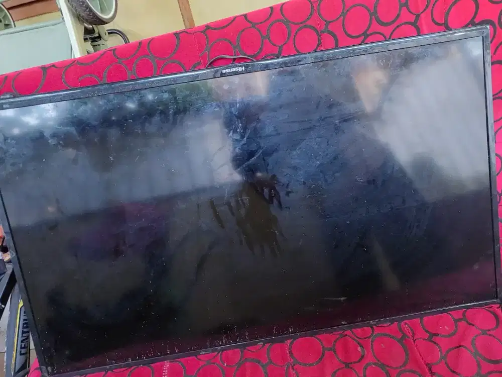 JUAL TV RUSAK (LAYAR)MERK HISENSE