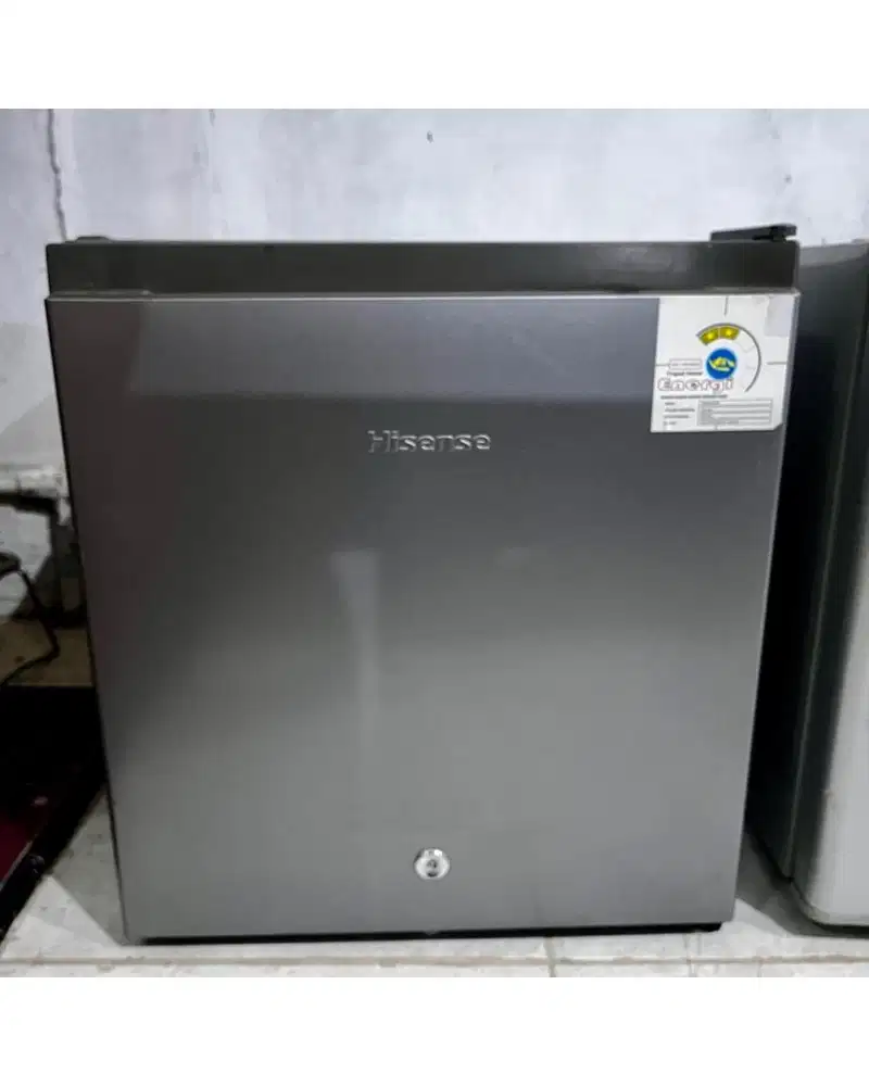 KULKAS MINI HISENSE