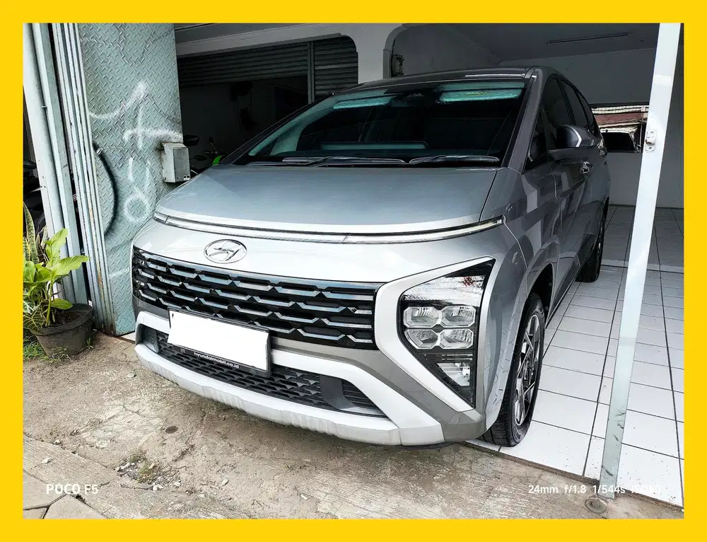 Hyundai Stargazer Prime 2023 Silver Low Kilometer