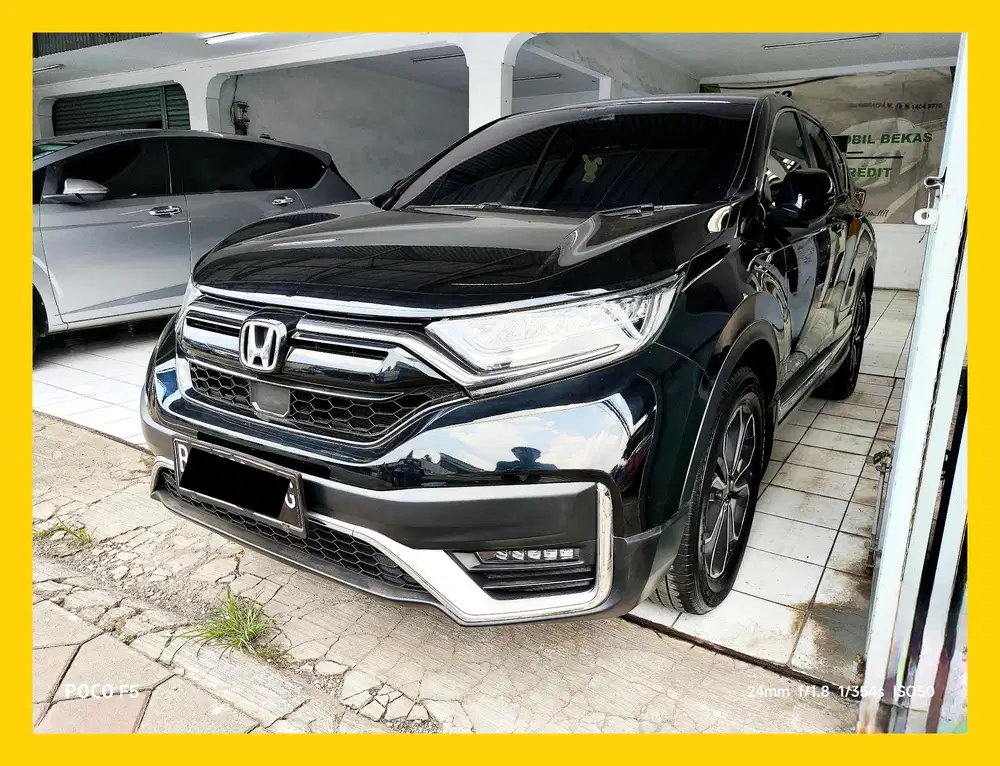 Honda CR-V Prestige HS 2022 Hitam Low Kilometer