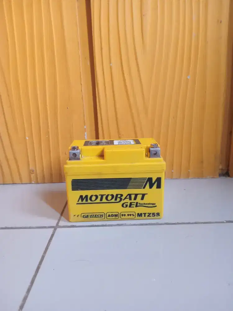Aki Motor Motobatt MTZ5S (12V 4.2Ah)