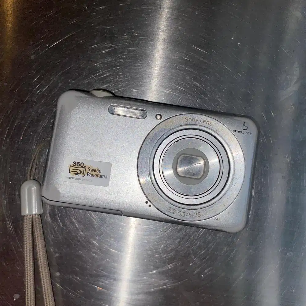 Kamera Digicam Sony Cybershot DSC W710