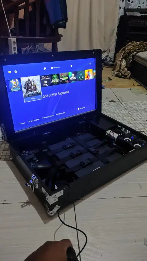 Playbox ( Playstation box )
