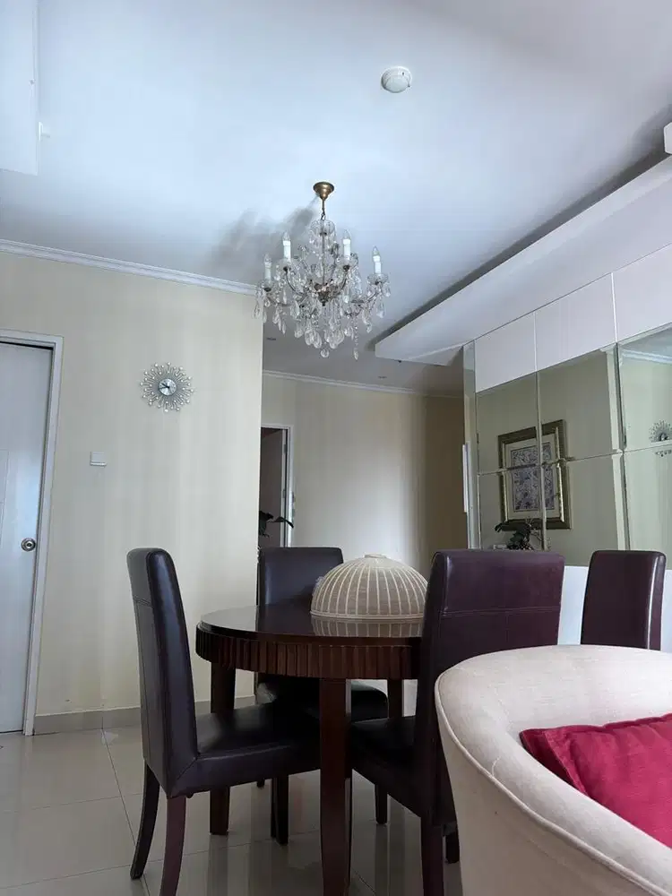 Di cari asisten rumah tangga