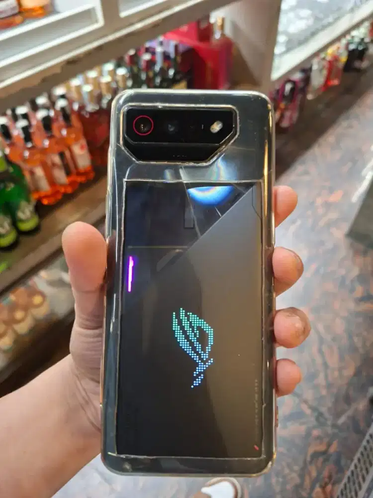 ASUS ROG PHONE 7