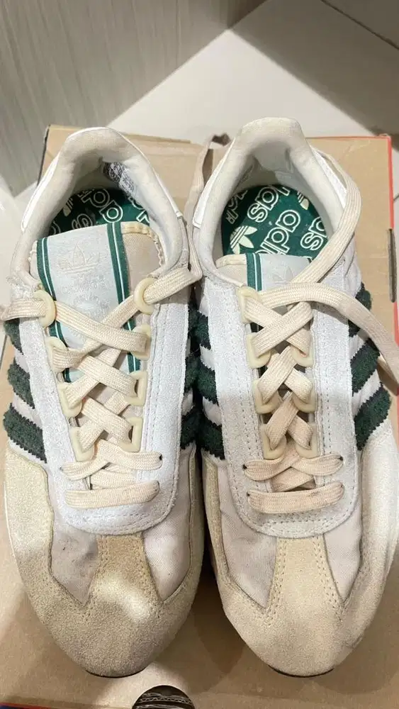 Sepatu Adidas Retropy E5 Shoes