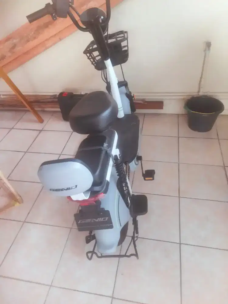 Sepeda listrik genio