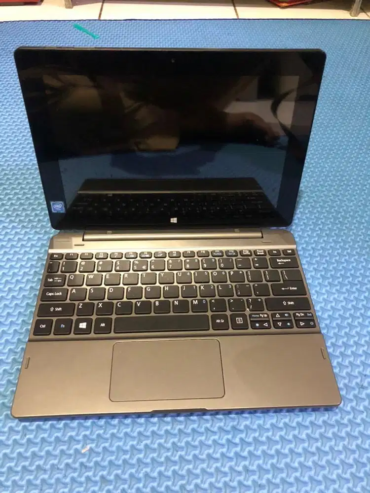 Laptop 2in1 Acer Switch One Touchscreen Murah Normal Siap Pakai