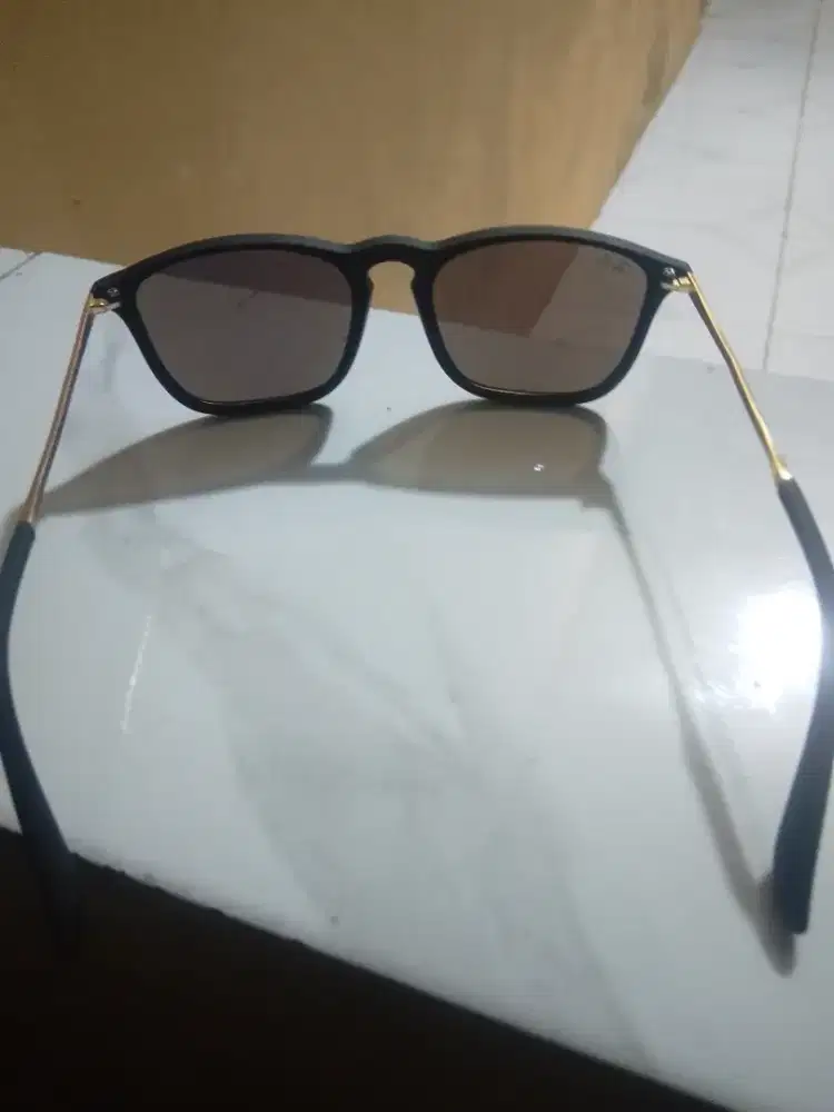 Kacamata ray.ban erika