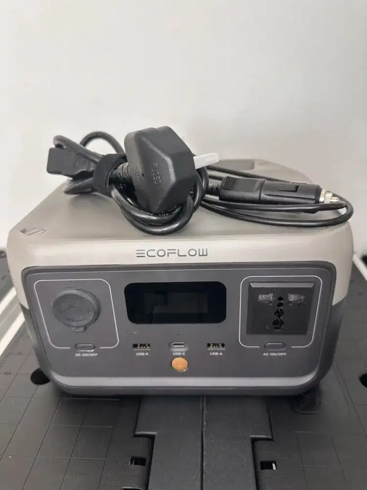 EcoFlow RIVER 2 240Wh portable power station genset listrik elektrik