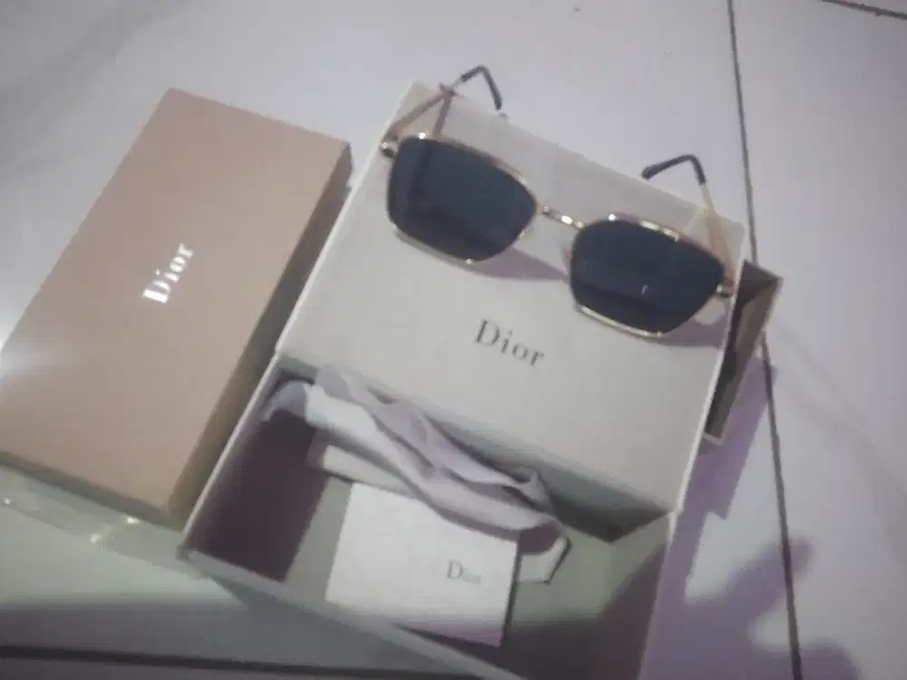 KACAMATA DIOR ORIGINAL,
