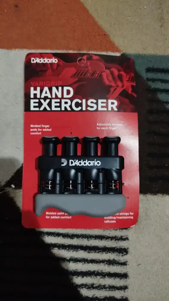 D'Addario Varigrip Hand Exerciser Alat Latihan Jari untuk Gitaris