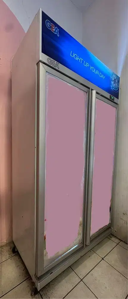 Dijual Showcase Kulkas GEA 2 Pintu Bekas Berkualitas - Cocok utk Usaha