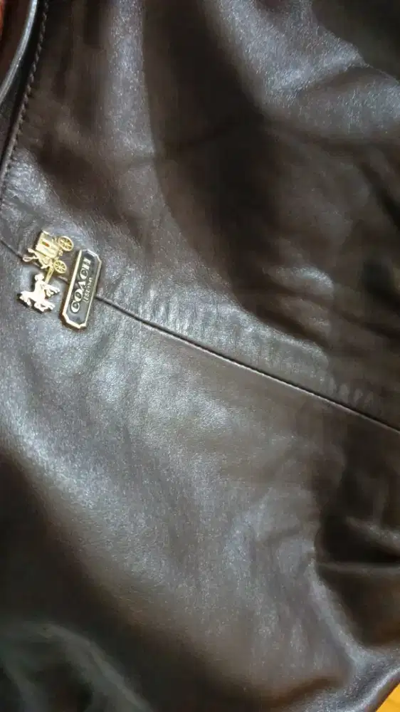 Dicari pembantu / ART wanita usia 25-45th