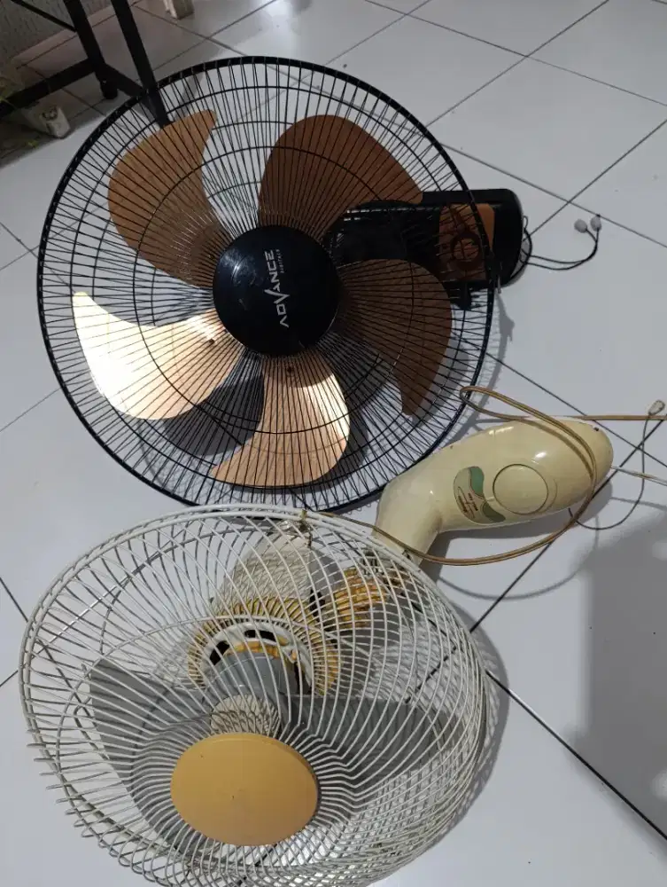 2 Kipas Angin total 50ribu