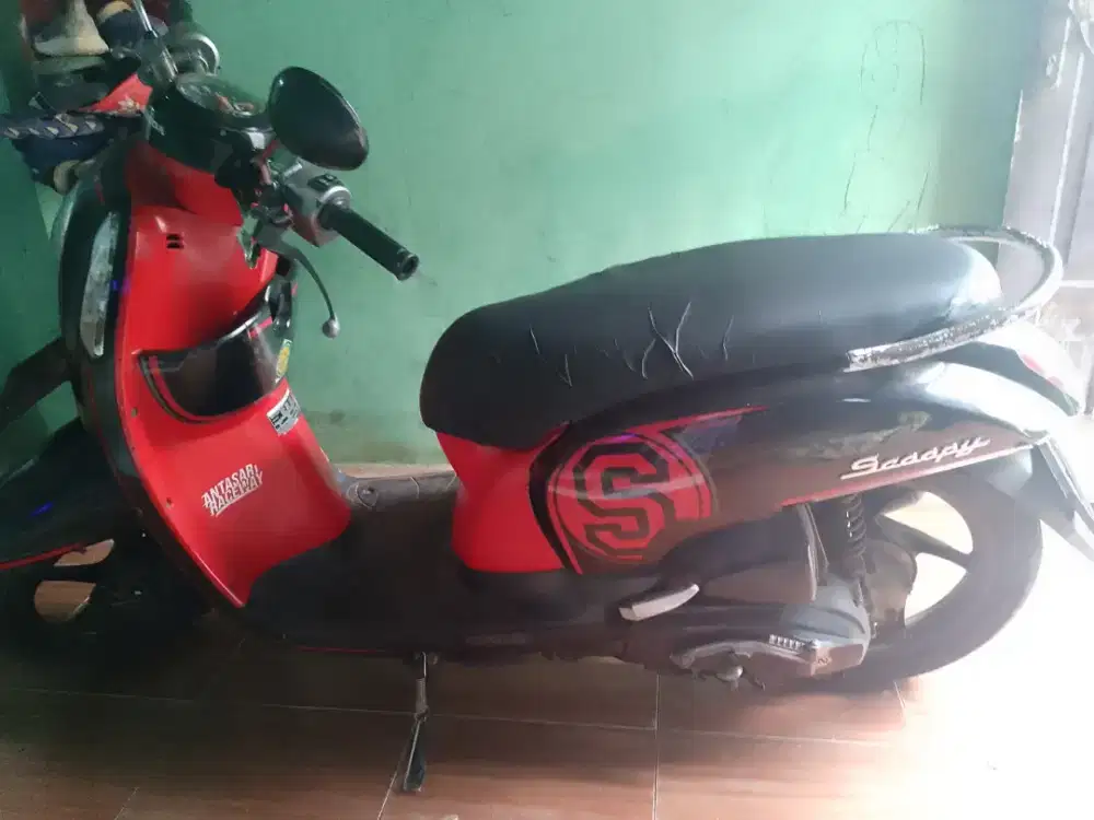 Honda Scoopy 2014